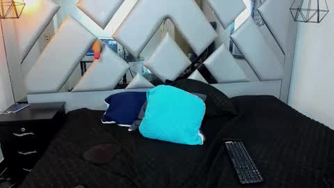 Snapshot of nahomii_hill chatting on September 11, 11:38 pm Nahomi online show from September 11, 11:38 pm