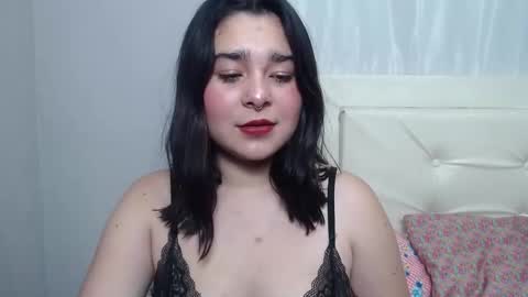 Snapshot of nahomy_larsen chatting on December 13, 3:00 pm Nahomy online show from December 13, 3:00 pm