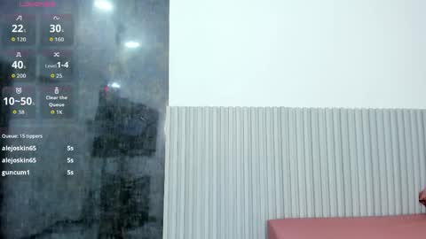 Snapshot of nahomy_park chatting on May 17, 11:50 am nahomy_park online show from May 17, 11:50 am