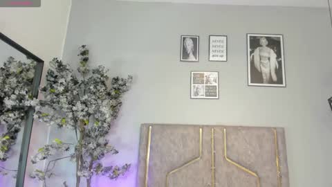 nahomycarterr online show from November 3, 7:37 pm