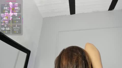 nahomycarterr online show from March 20, 11:37 am