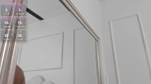 nahomycarterr online show from April 13, 11:37 am