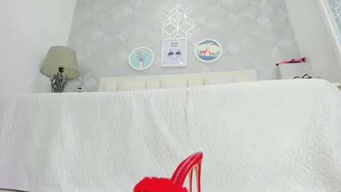 naia_cox online show from March 15, 3:56 am