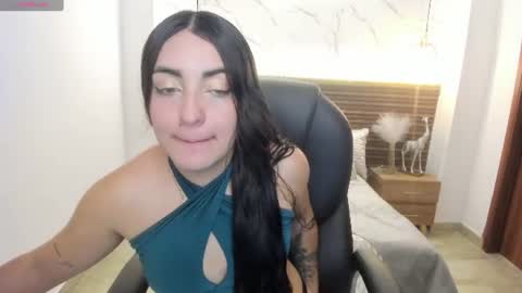naiah_blue online show from June 26, 6:45 pm