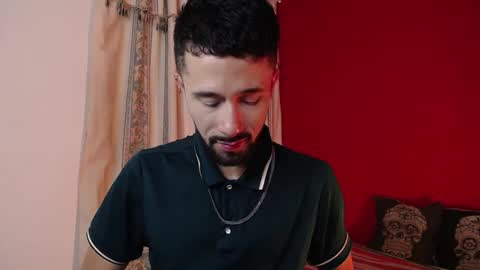 Snapshot of nainpaulo chatting on November 3, 4:41 pm nainpaulo online show from November 3, 4:41 pm