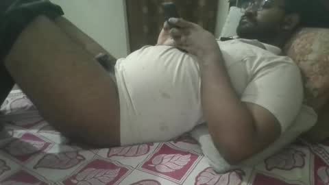 NAIRANANDU28 online show from April 17, 4:04 am