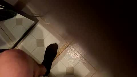 nairda2senoniuq online show from April 18, 4:16 am