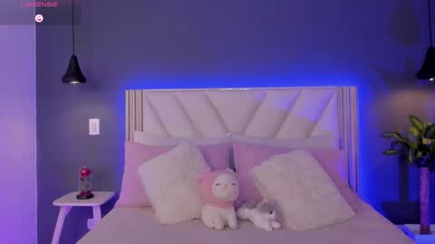 Naisha Ford online show from March 10, 4:06 am