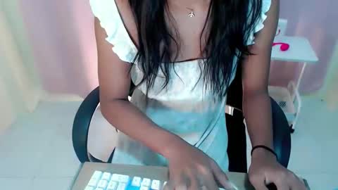 naked_fuck online show from December 23, 12:19 am