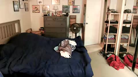 nakedmonkey online show from November 2, 11:29 pm