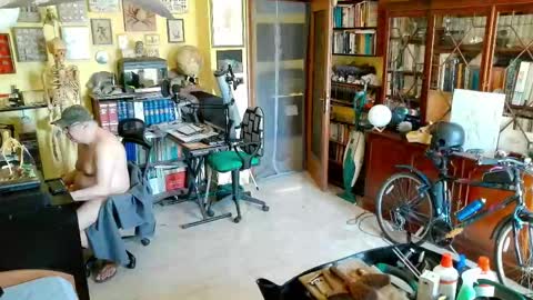 Naked Naturist online show from May 23, 8:07 am