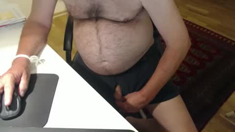 Snapshot of nakedwanker10 chatting on April 28, 2:27 am Nakedwanker10 online show from April 28, 2:27 am