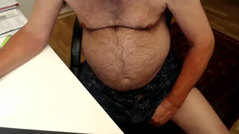 Snapshot of nakedwanker10 chatting on June 19, 3:11 am Nakedwanker10 online show from June 19, 3:11 am
