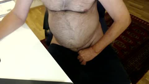 Snapshot of nakedwanker10 chatting on July 4, 2:40 am Nakedwanker10 online show from July 4, 2:40 am