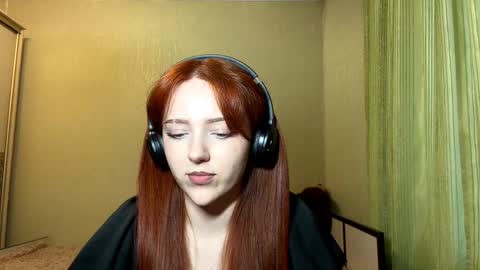 Snapshot of nakitawiggin chatting on February 21, 10:16 am Luna online show from February 21, 10:16 am