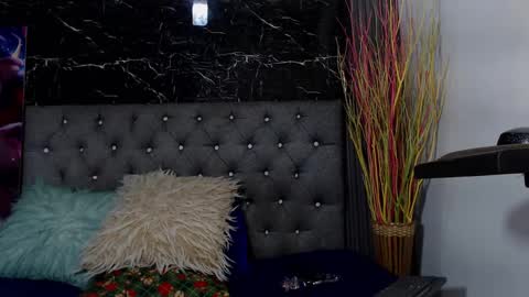 Snapshot of nalaroy chatting on December 30, 8:04 pm NALAROY online show from December 30, 8:04 pm