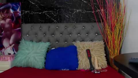 Snapshot of nalaroy chatting on January 8, 10:26 am NALAROY online show from January 8, 10:26 am