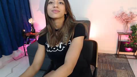 Snapshot of nale4u chatting on February 25, 4:57 am Nale  Next Stream on November 6th at 2230pm CT online show from February 25, 4:57 am