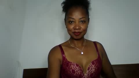 Snapshot of nalinah86 chatting on February 24, 3:48 am nalinah86 online show from February 24, 3:48 am