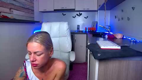 Nally online show from January 10, 1:40 am