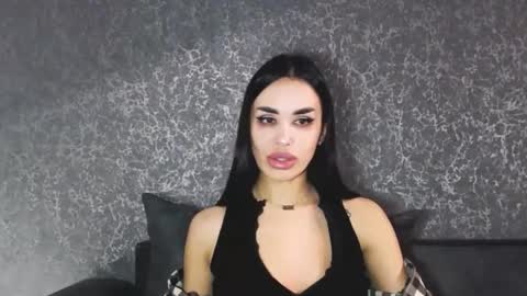 Lady online show from March 21, 6:00 pm