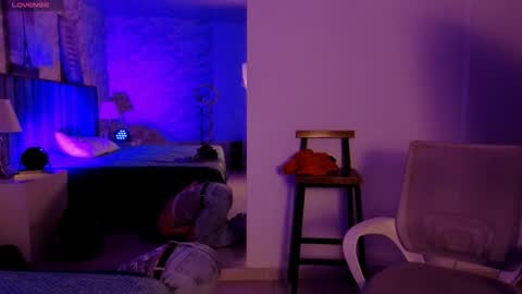 ----Namea------ online show from February 11, 1:38 pm