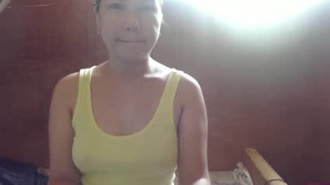 Snapshot of nami0784 chatting on October 20, 5:30 am IamYourSafeHaven online show from October 20, 5:30 am