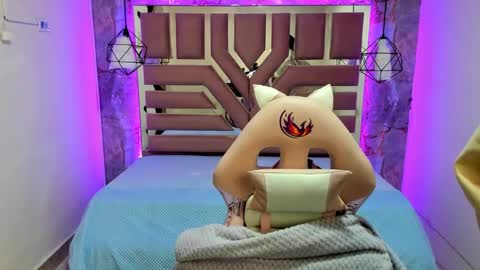 nami_usagi online show from December 18, 11:13 am