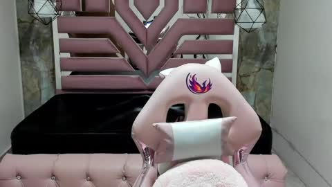 nami_usagi online show from January 8, 11:54 am