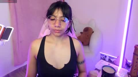 nami_usagi online show from September 21, 4:41 pm