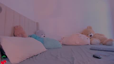 N A M I    -   OF  namibergmant online show from September 25, 9:51 pm