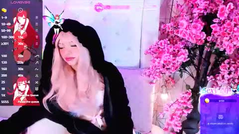 Snapshot of namimoon1 chatting on February 5, 1:27 pm online show from February 5, 1:27 pm