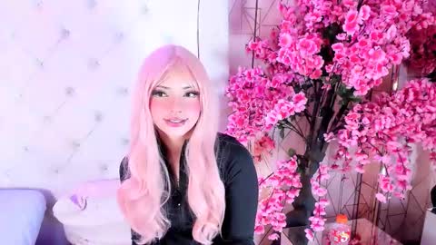 Snapshot of namimoon1 chatting on February 6, 1:58 pm online show from February 6, 1:58 pm