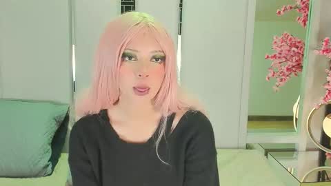 Snapshot of namimoon1 chatting on March 17, 2:42 pm online show from March 17, 2:42 pm