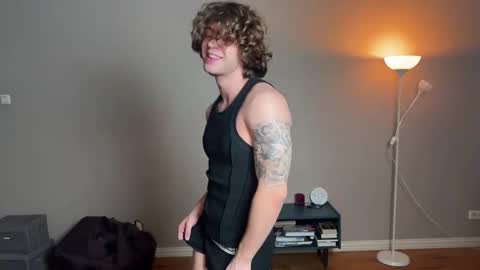 Snapshot of namiraaxel chatting on March 6, 8:16 pm Georges online show from March 6, 8:16 pm