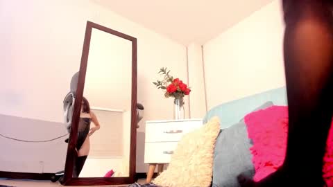 nami online show from February 12, 2:45 am