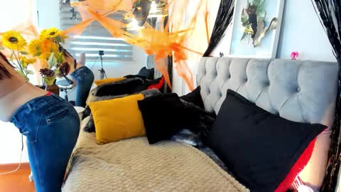 nami online show from October 24, 8:38 pm