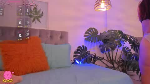 nami online show from December 17, 6:47 pm