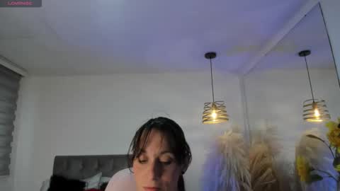 nami online show from January 15, 7:06 pm