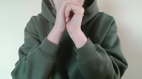 Nana online show from April 8, 6:35 am