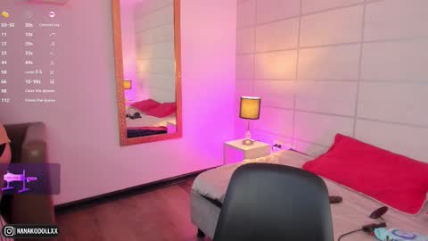 Nana  online show from March 5, 9:22 pm