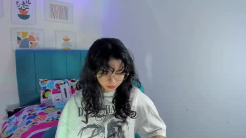 Snapshot of nanami_owo chatting on September 22, 2:13 am nanami_owo online show from September 22, 2:13 am