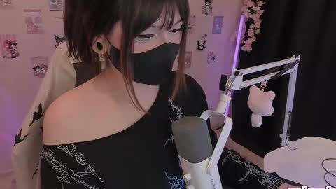 Nanamin online show from May 8, 2:33 pm