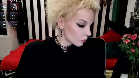 Nancy online show from January 9, 11:06 pm