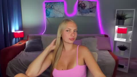 NancySummer online show from August 3, 9:04 am