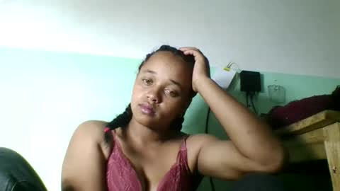 nandrianina416143 online show from March 10, 7:13 am