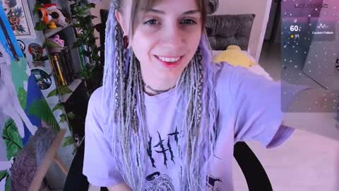 Snapshot of nanitamoore chatting on December 25, 11:11 am Monday-Friday 12-4 AM and 6-9 AM New York time online show from December 25, 11:11 am