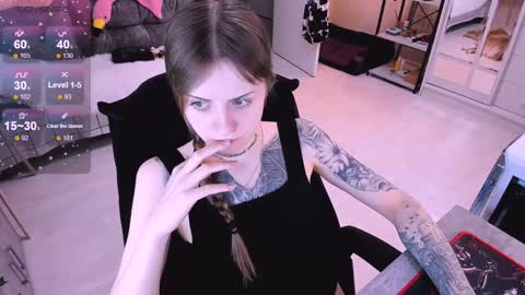 Snapshot of nanitamoore chatting on January 8, 6:20 am Monday-Friday 12-4 AM and 6-9 AM New York time online show from January 8, 6:20 am