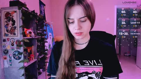 Snapshot of nanitamoore chatting on January 26, 8:23 pm Monday-Friday 12-4 AM and 6-9 AM New York time online show from January 26, 8:23 pm