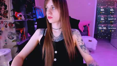 Snapshot of nanitamoore chatting on February 25, 8:19 pm Monday-Friday 12-4 AM and 6-9 AM New York time online show from February 25, 8:19 pm